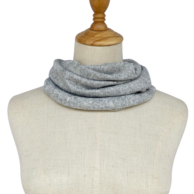 Feather's Silver Foiled Snood
